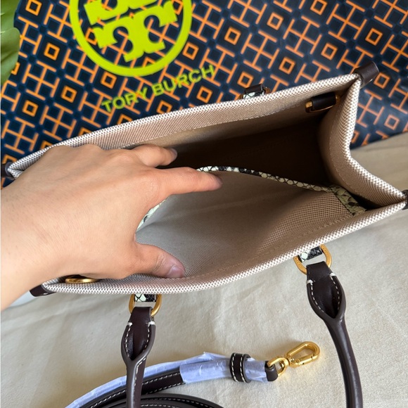 NWT Tory Burch blake canvas embossed small tote 163053 - Picture 9 of 14